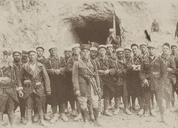 tunnel-legion.jpg